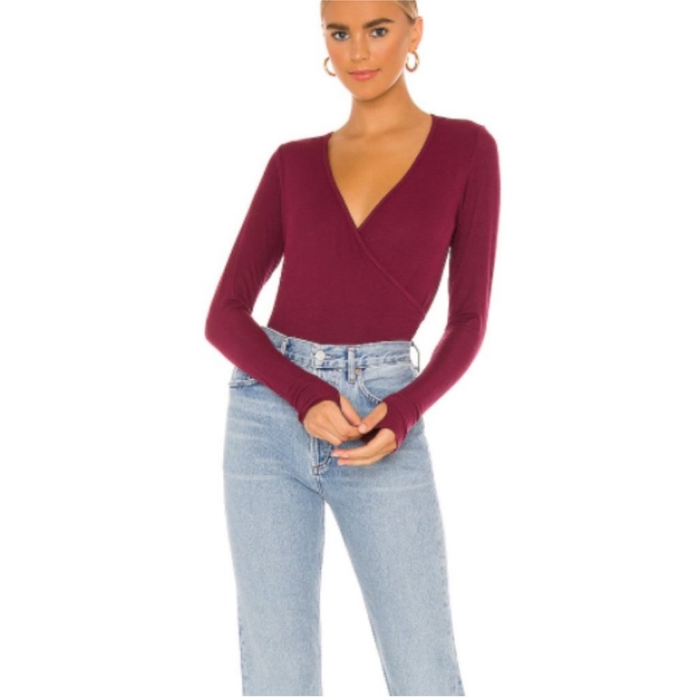 Michael Lauren Cheyenne Long Sleeve Top in redpulm